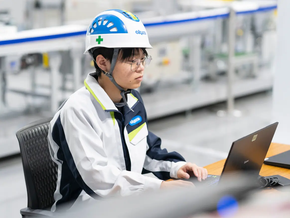 ロボット開発部で働く社員T.Tの写真