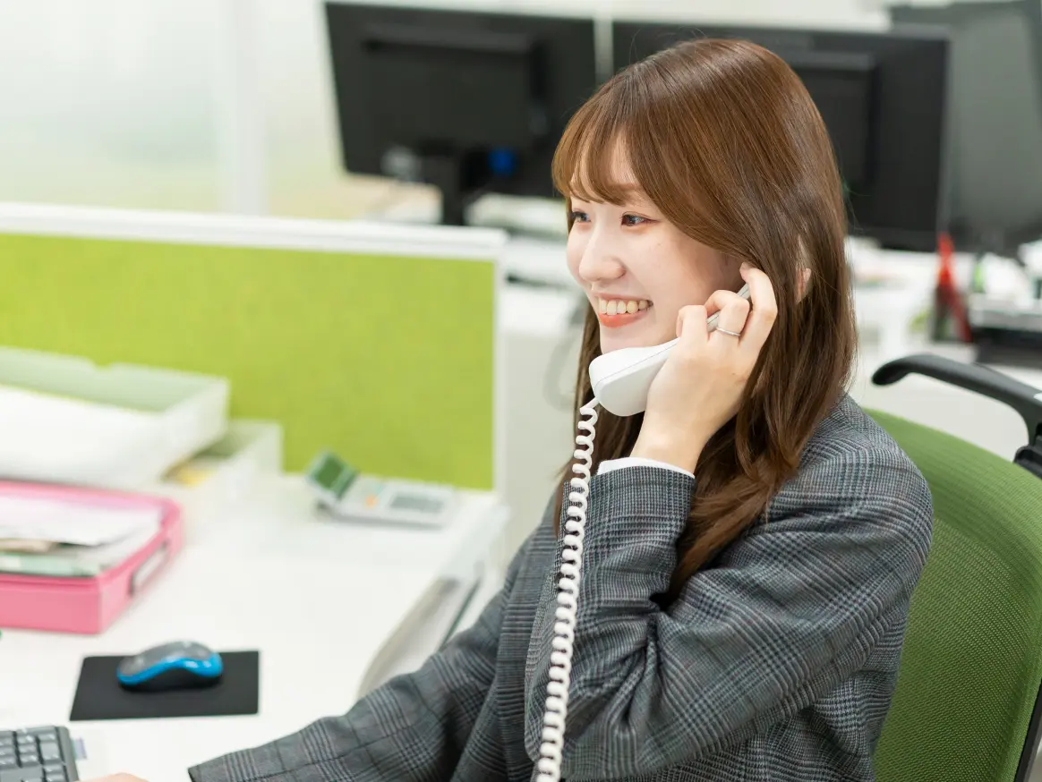 経理部で働く社員U.Nの写真