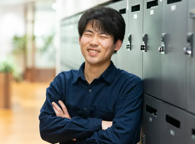 設計部で働く社員M.Kの写真