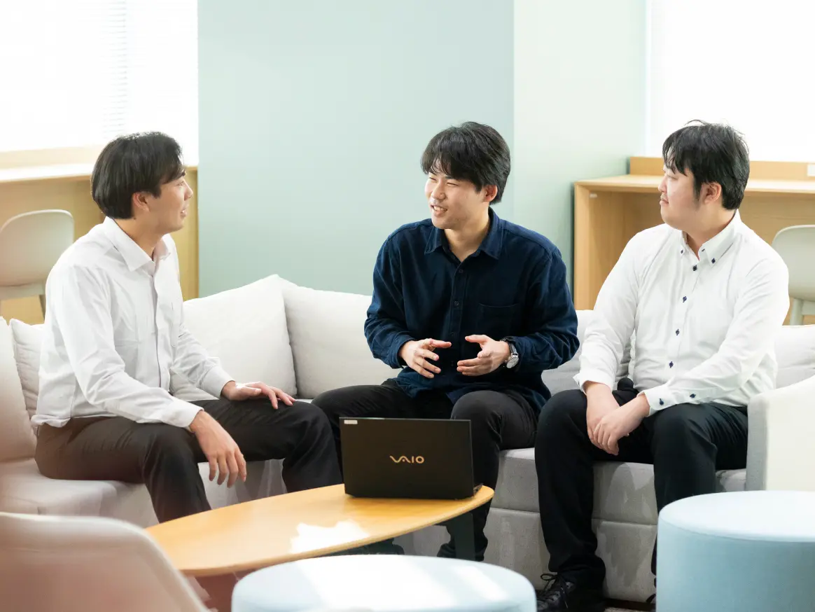 設計部で働く社員M.Kの写真
