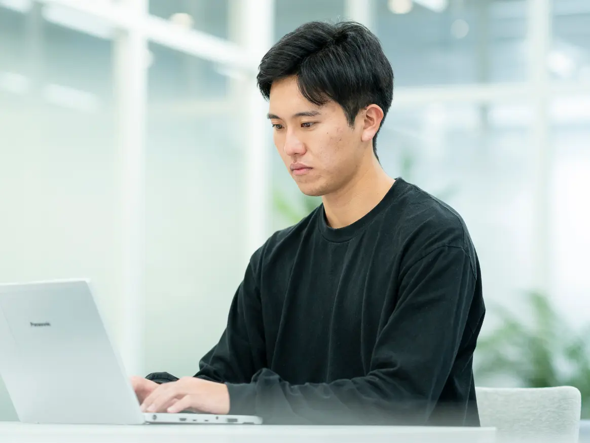 生産管理部で働く社員K.Sの写真