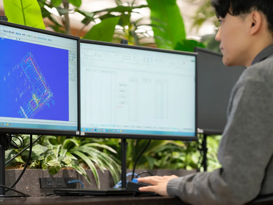 東日本EG部で働く社員U.Rの写真