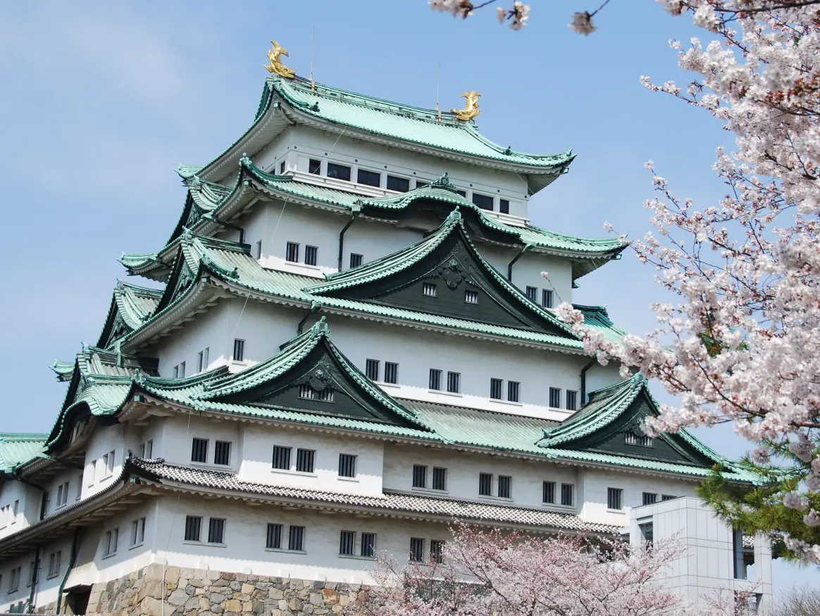 名古屋城（金のシャチで知られる日本100名城）